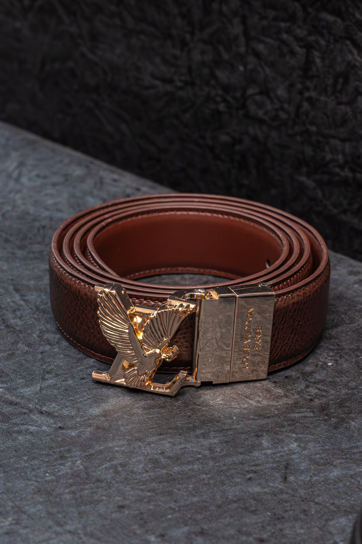 Premium Genuine Leather Belt for Men - Signature Buckle